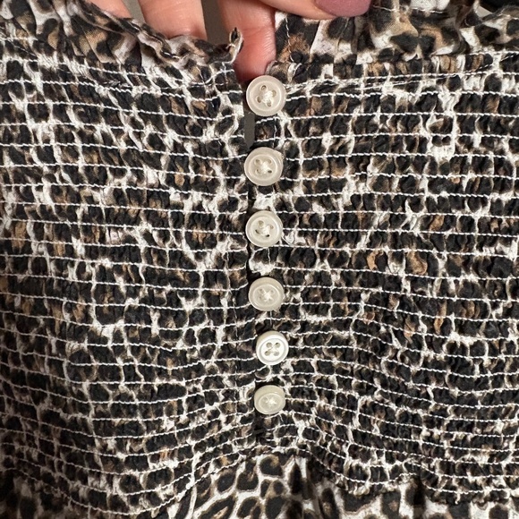 J. Crew Women’s SZ M Leopard /Animal Print Long Sleeve Blouse - Picture 7 of 8